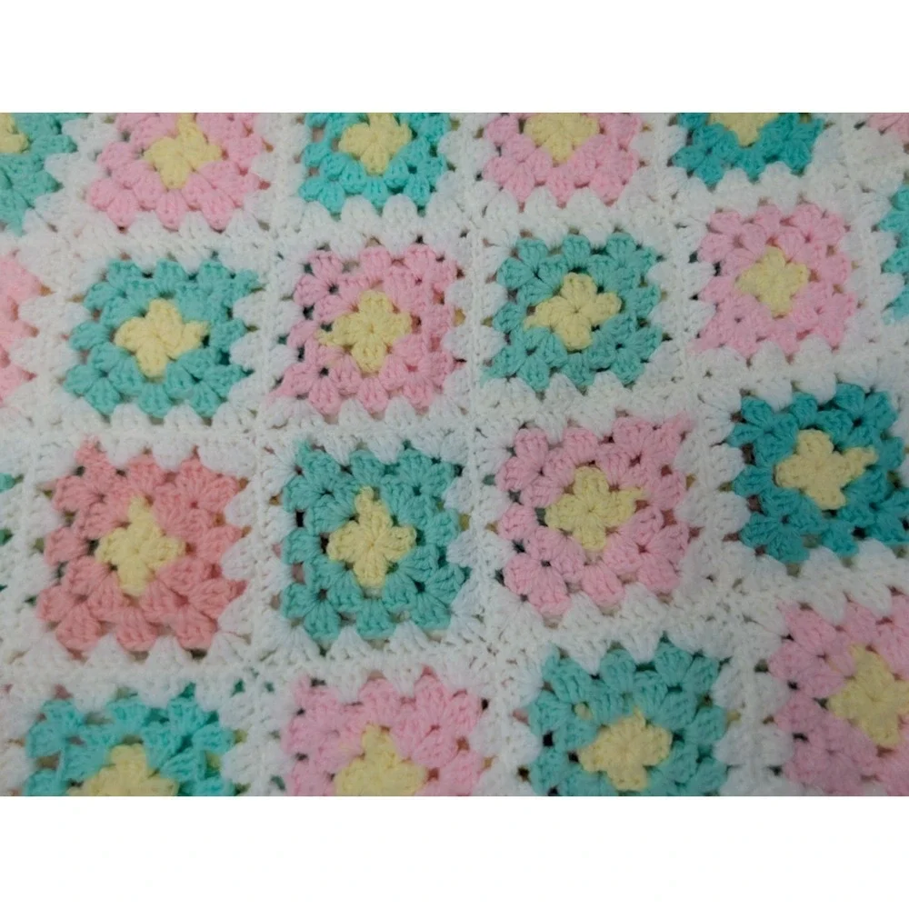 Handmade baby blanket crocheted pastel white‎ pink green yellow granny square